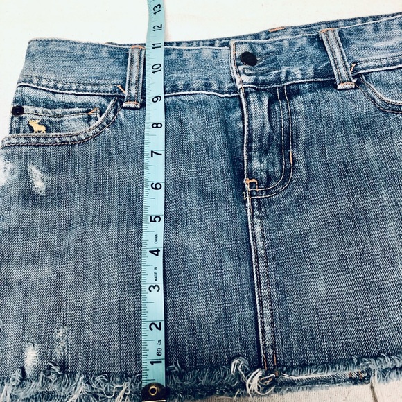 ABERCROMBIE AND FITCH SKIRT SIZE 0 - Picture 7 of 8